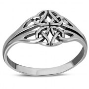 Plain Celtic Trinity Knot Silver Ring, rp796